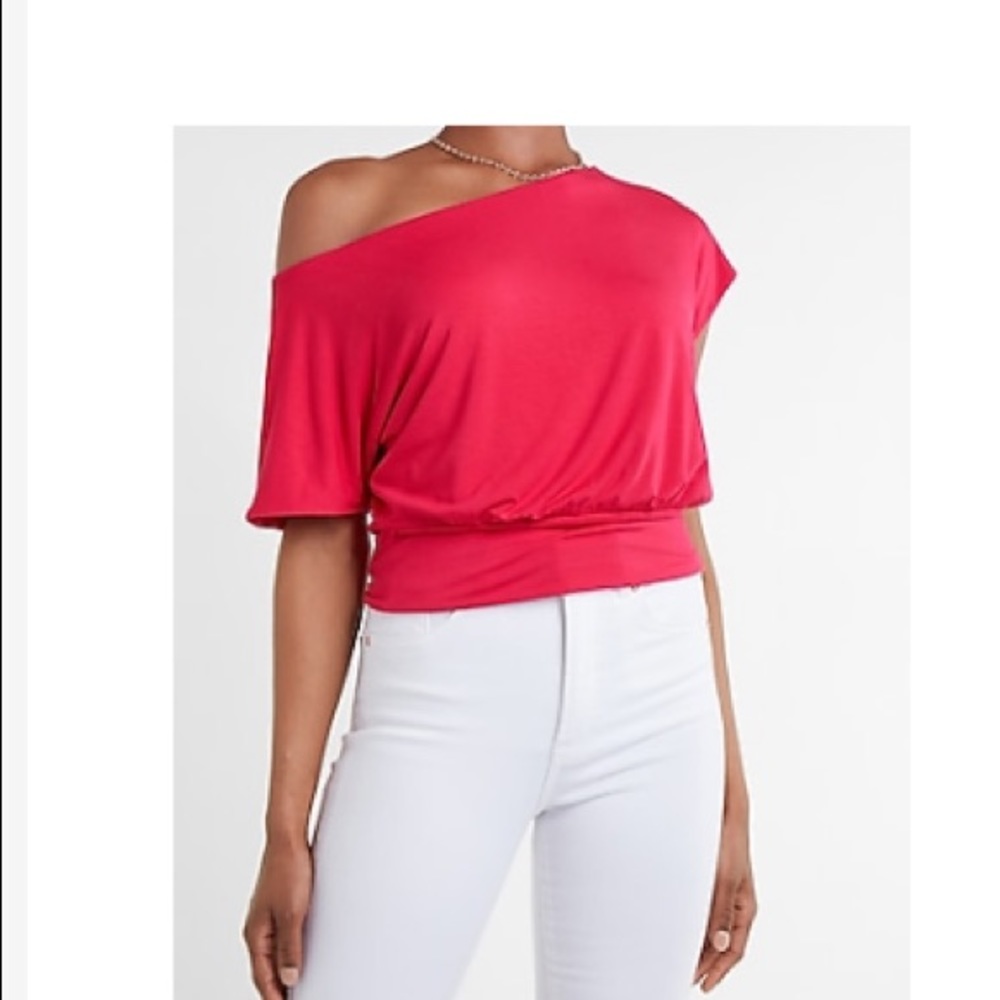 Express Relaxed off shoulder tee size small, pink melon color, new without tags